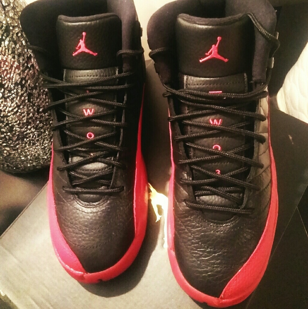 🌟 SOLD 🌟 Flu Game Jordans (Youth Size)